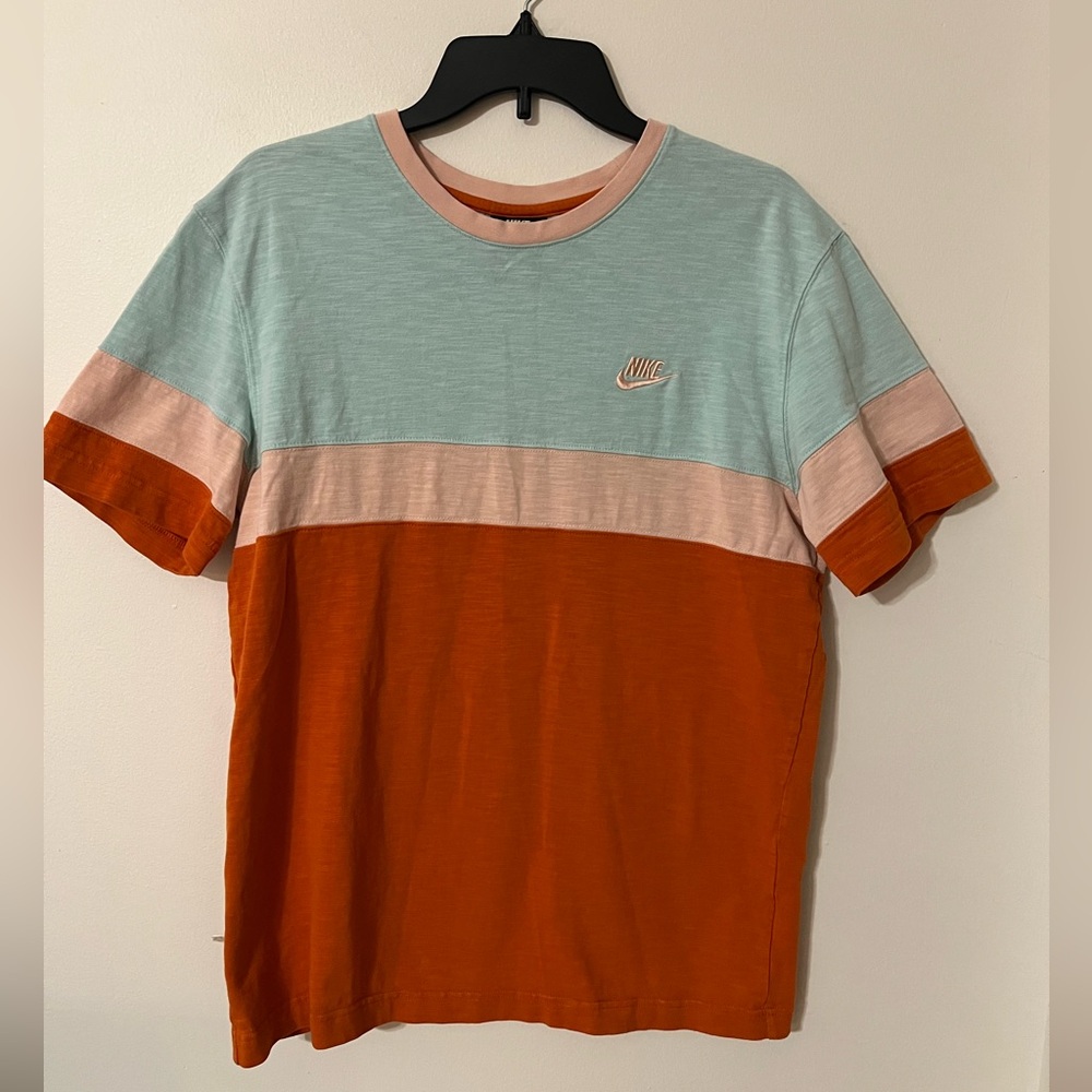 24hr SALE 🔥 Nike Men's Tri-Color Short Sleeve Tee - Orange Blue Pink